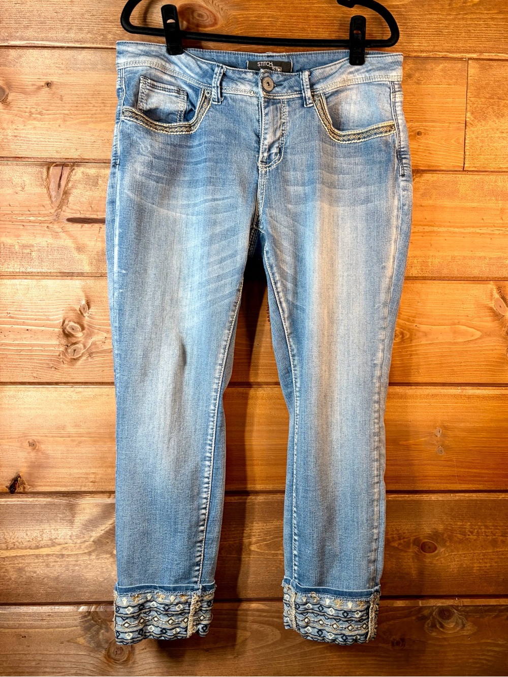 Stitch Star Light Blue Embellished Cuff Cropped Ankle Jeans Size 10